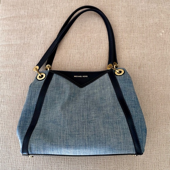 New Michael Kors Raven Stye Washed Denim Large Shoulder Bag with Leather Trim - Picture 3 of 13
